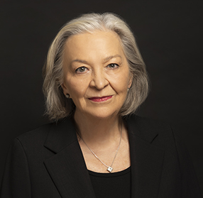 elizabethmurray_headshot_web